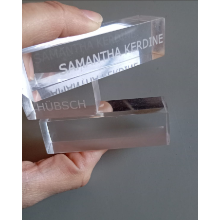 PLV, gravure pour vitrine